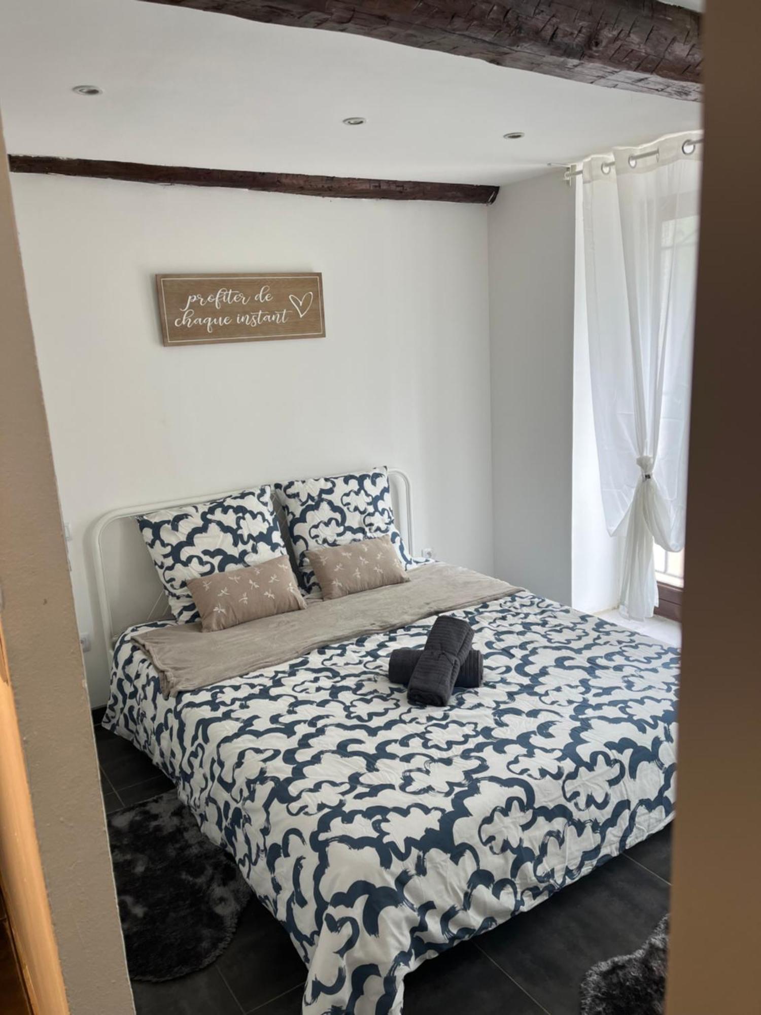 Appartement Avec Piscine Au Milieu Des Vignes Les Arcs-sur-Argens Luaran gambar