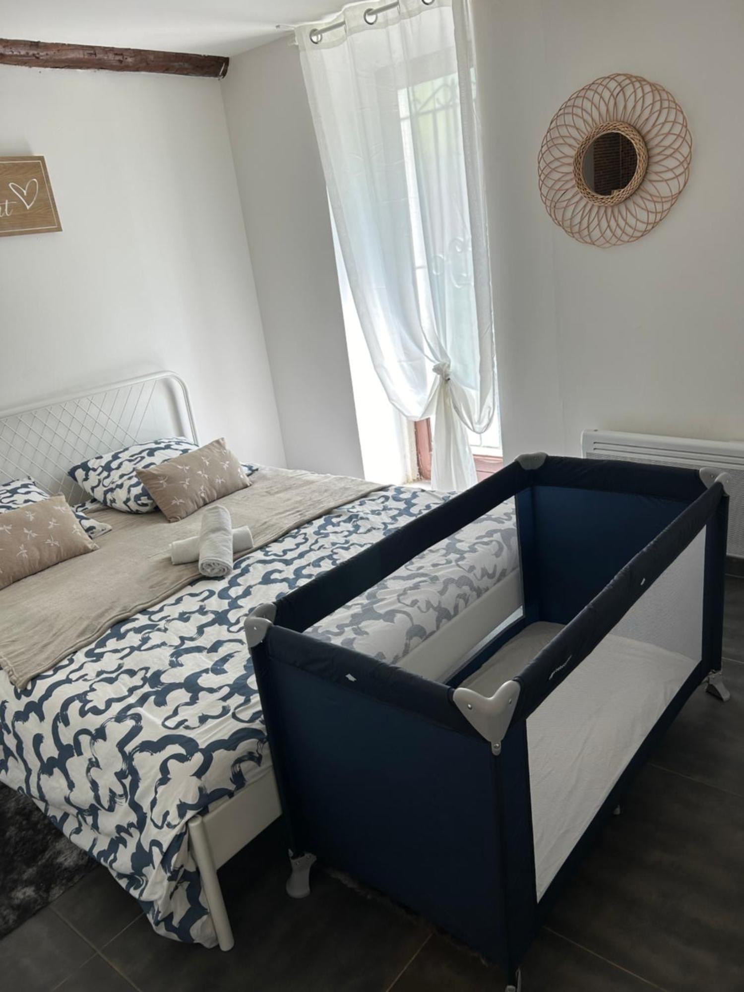 Appartement Avec Piscine Au Milieu Des Vignes Les Arcs-sur-Argens Luaran gambar