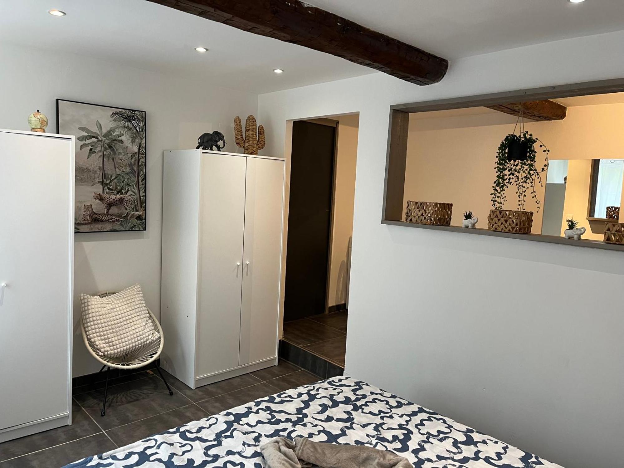 Appartement Avec Piscine Au Milieu Des Vignes Les Arcs-sur-Argens Luaran gambar